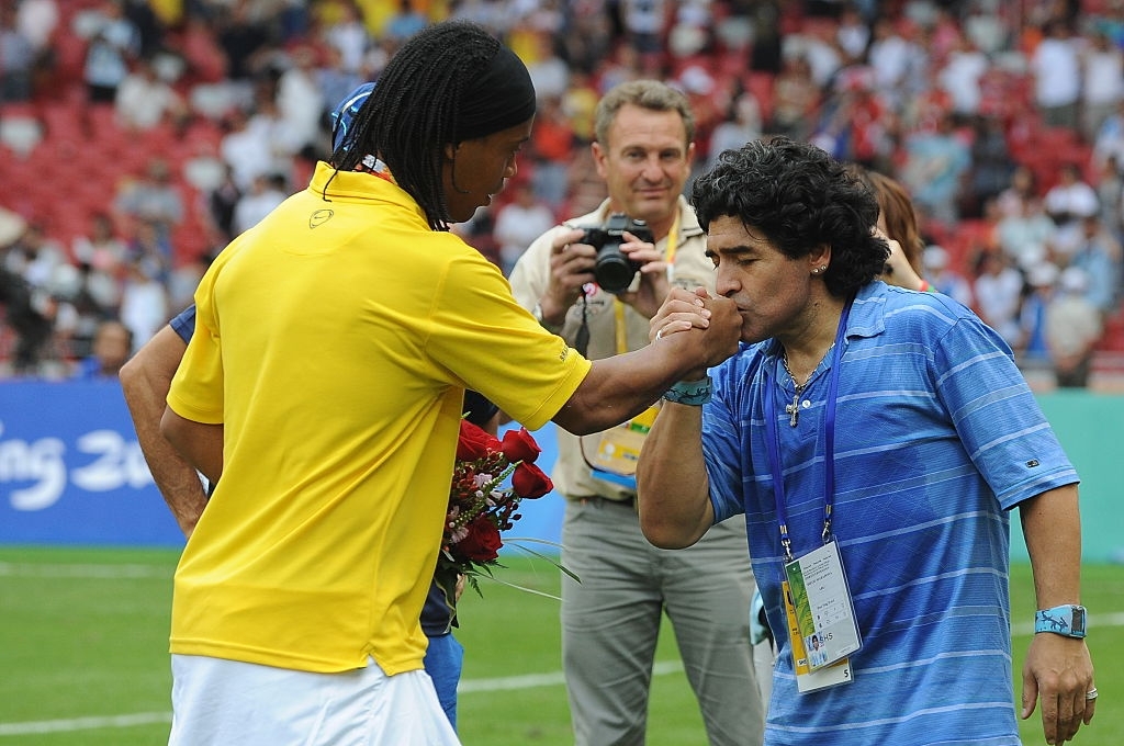 Ronaldinho y Maradona.