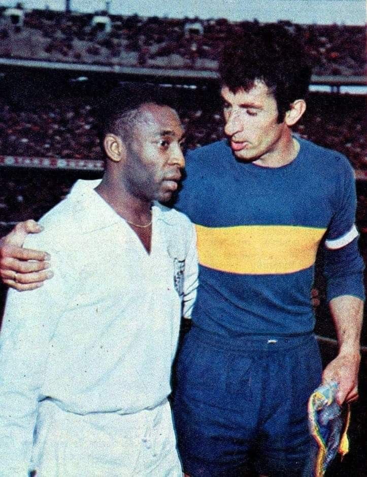 Boca-Santos del 63: Cuando Pelé se bajó los pantalones y dio la vuelta en  la Bombonera | Idioma Fútbol