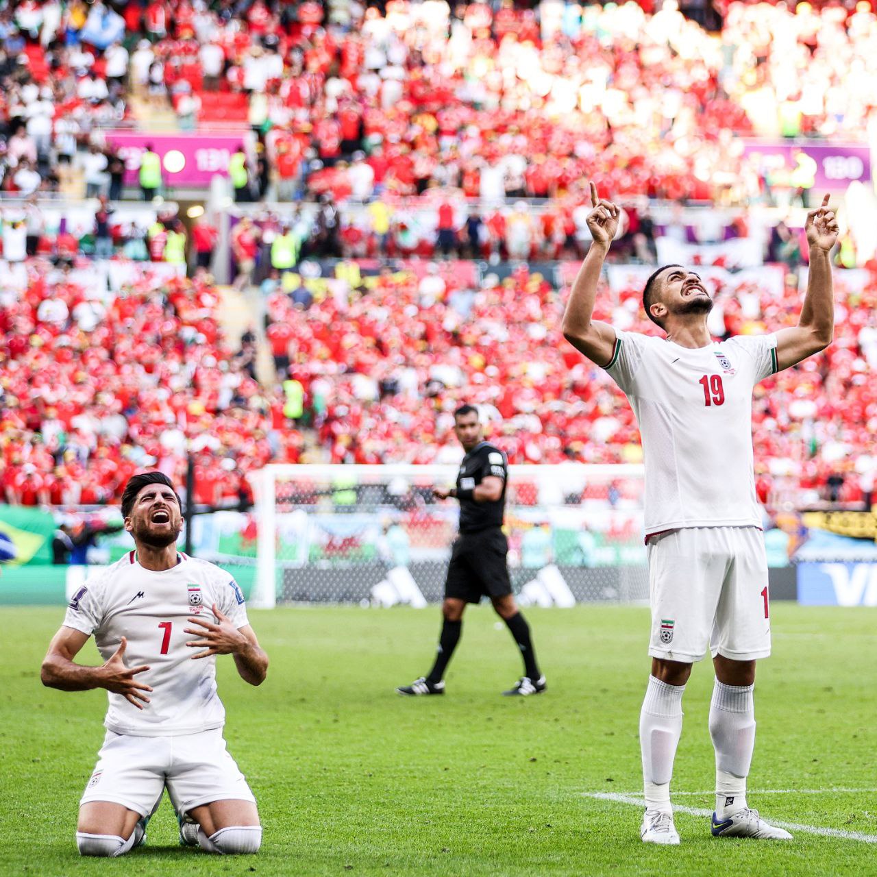 Irán derrotó a Gales en los minutos finales del partido