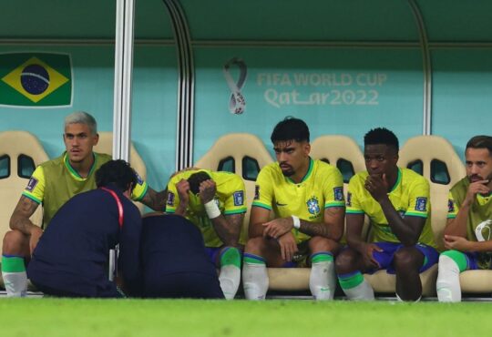 Neymar tras su lesión en el arranque del Mundial de Qatar 2022